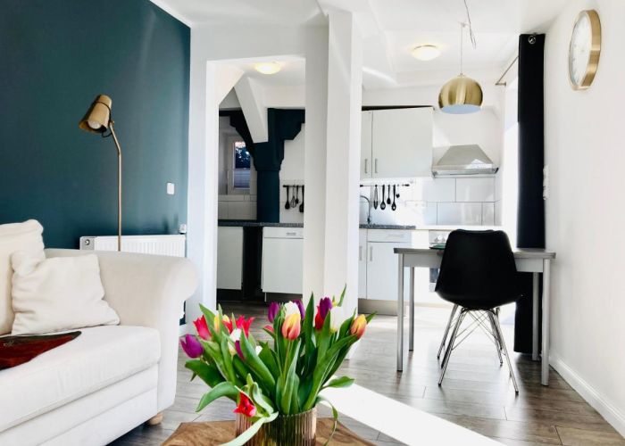 Stader Ferienwohnung - Wohnzimmer 01